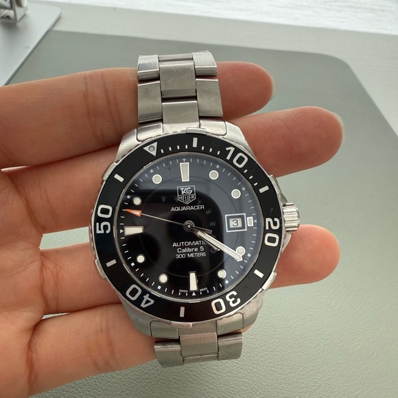 TAG Heuer Silver Dive Watch with Luminous Markers - Picture 2 of 5